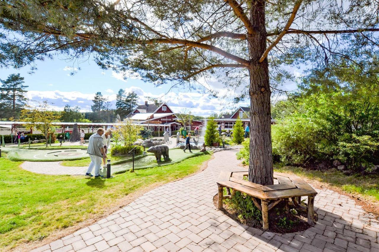 Arjaeng Camping & Stugor Sommarvik Екстер'єр фото